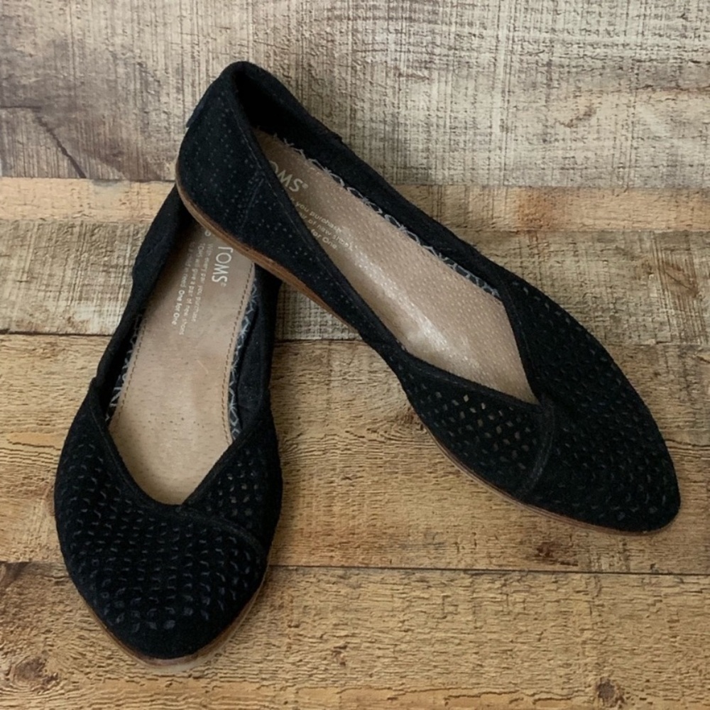 Toms Jutti black suede perforated flats Size 9